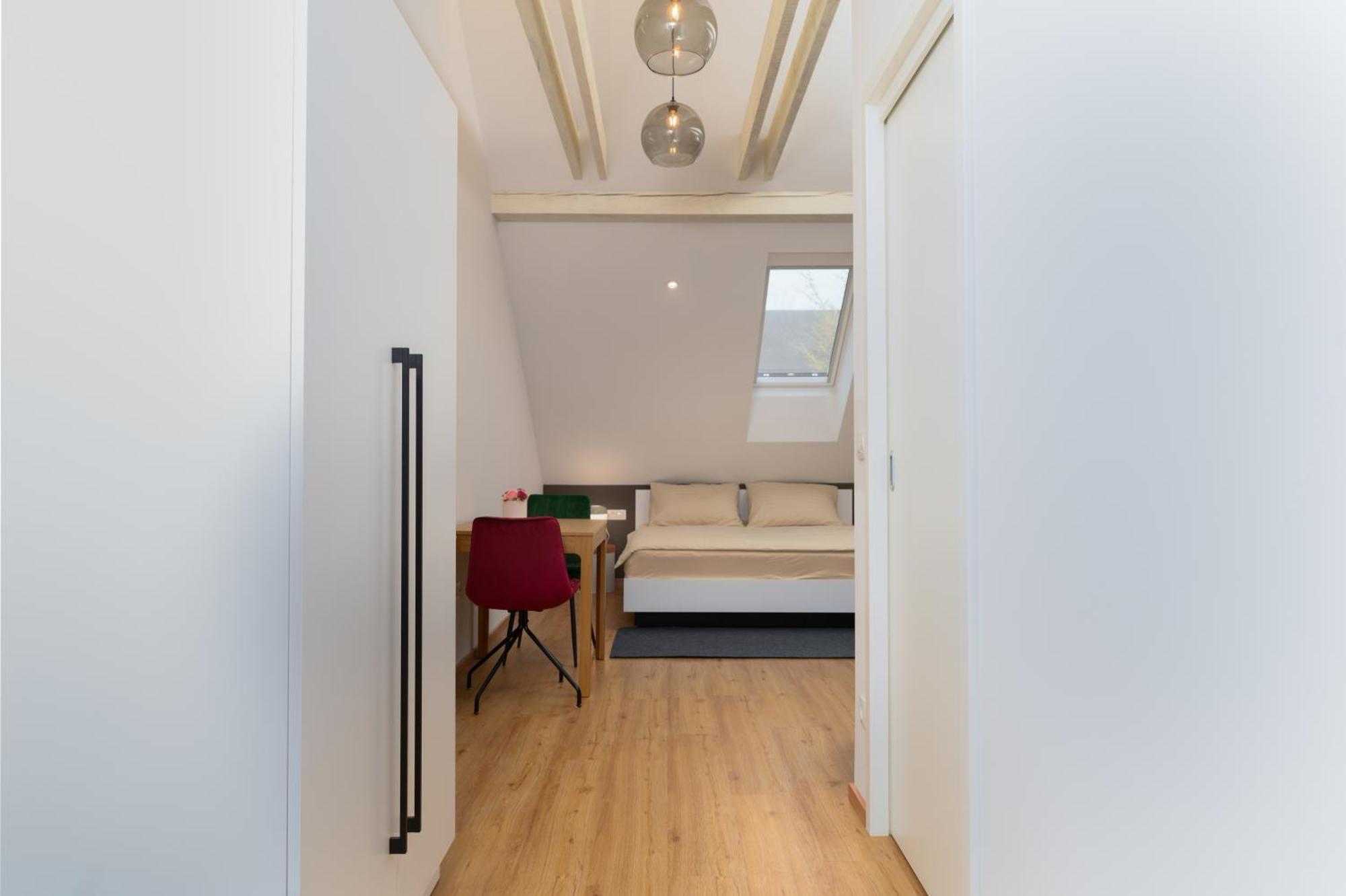 Lilija Apartments Trzin Luaran gambar