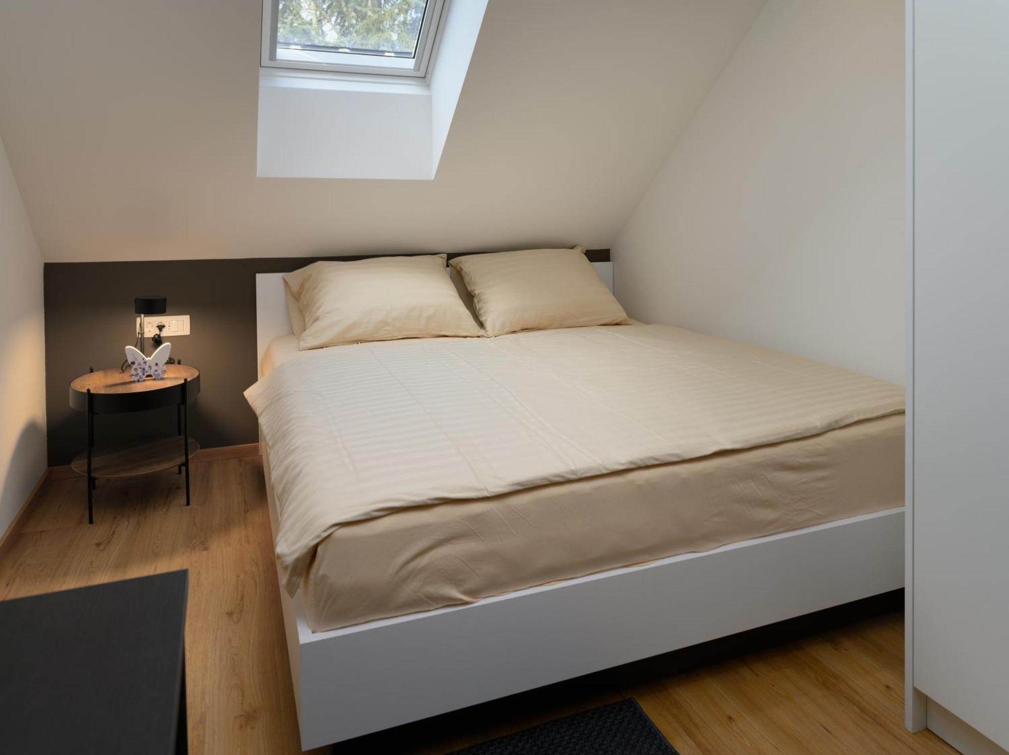 Lilija Apartments Trzin Luaran gambar