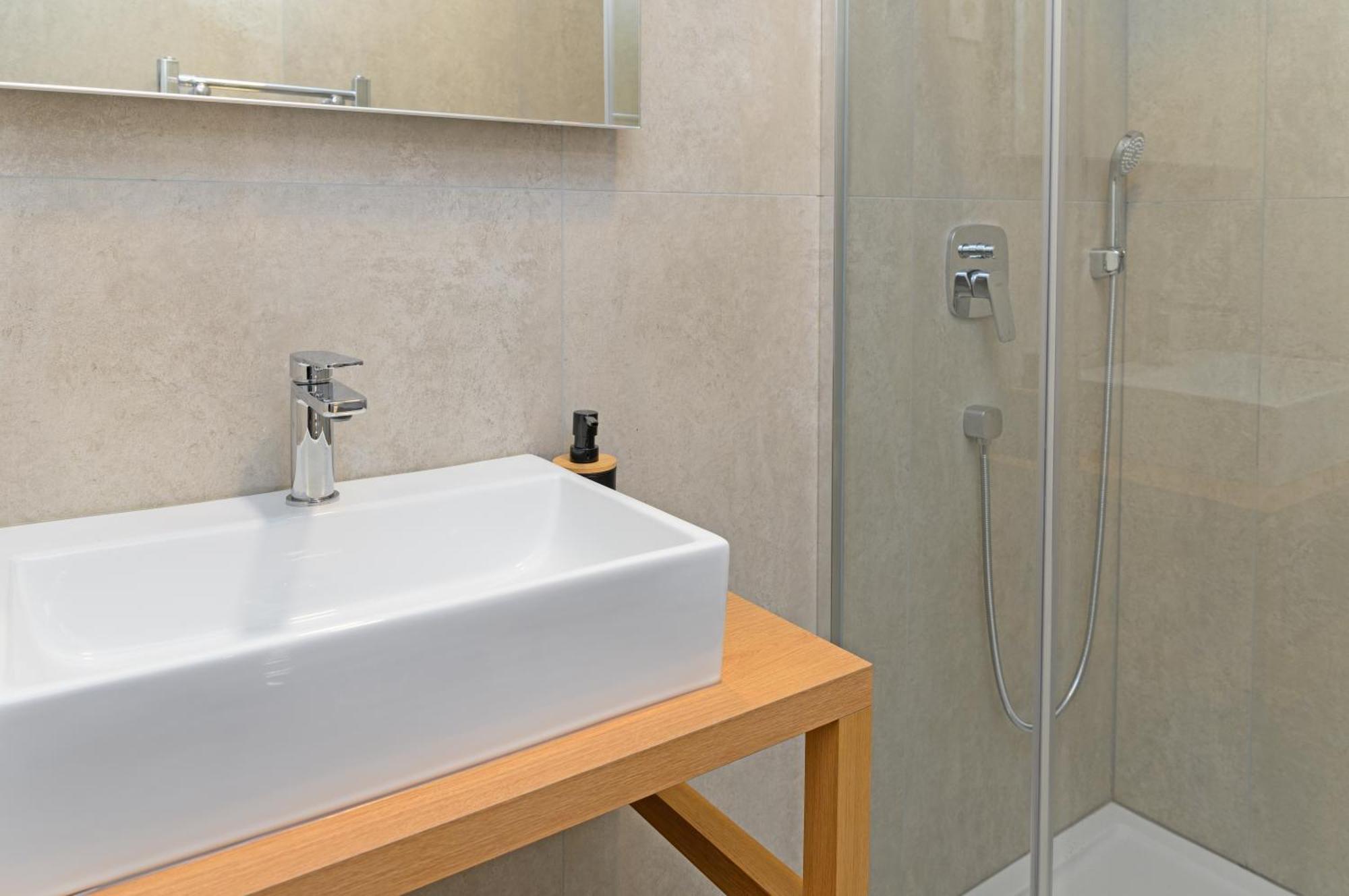 Lilija Apartments Trzin Luaran gambar