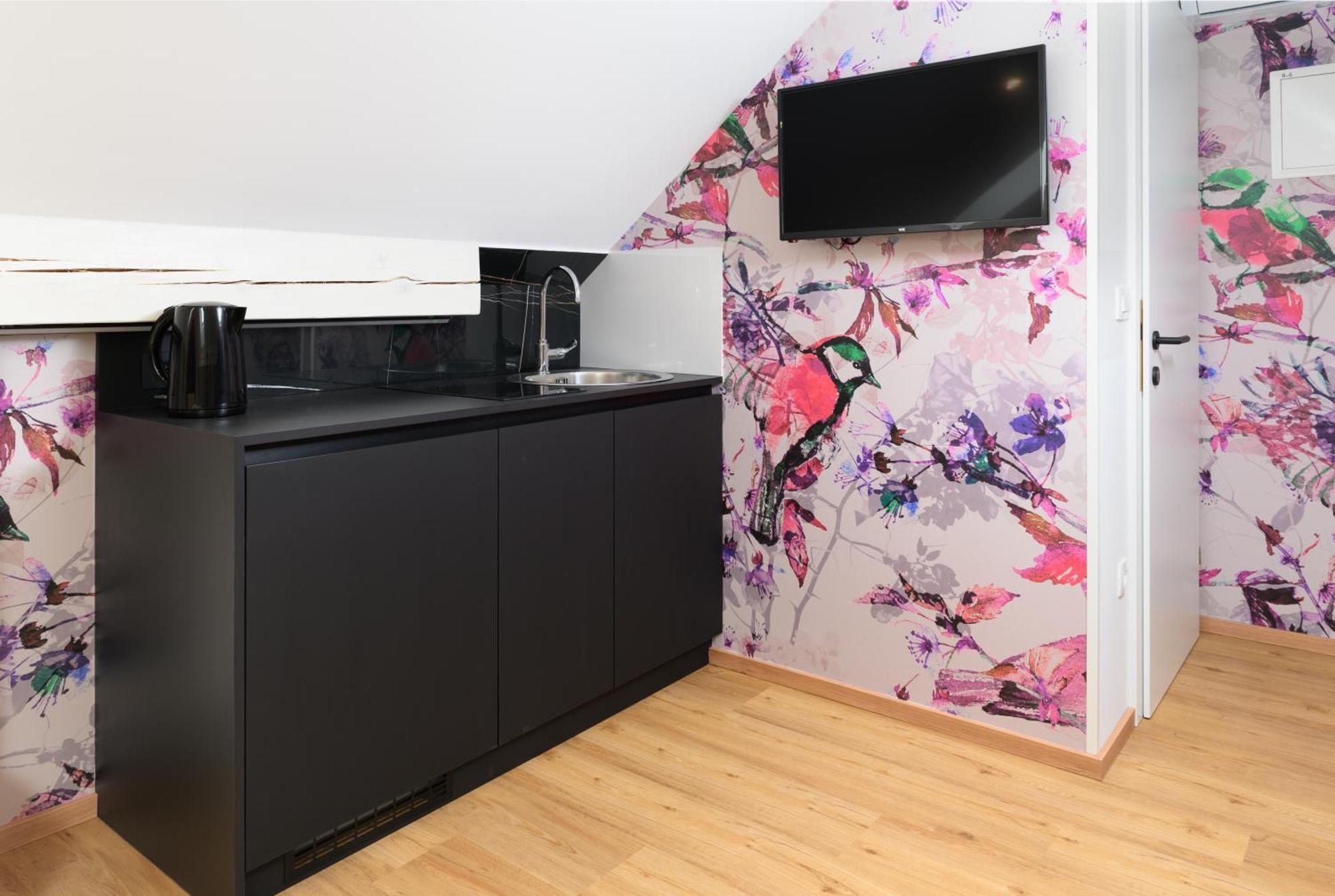 Lilija Apartments Trzin Luaran gambar